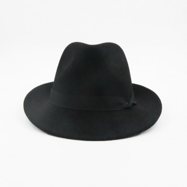 trilby noir