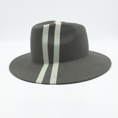 Indiana with 2 lines kanopi french hat