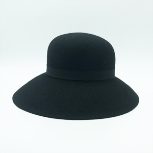 cloche noir classique femme